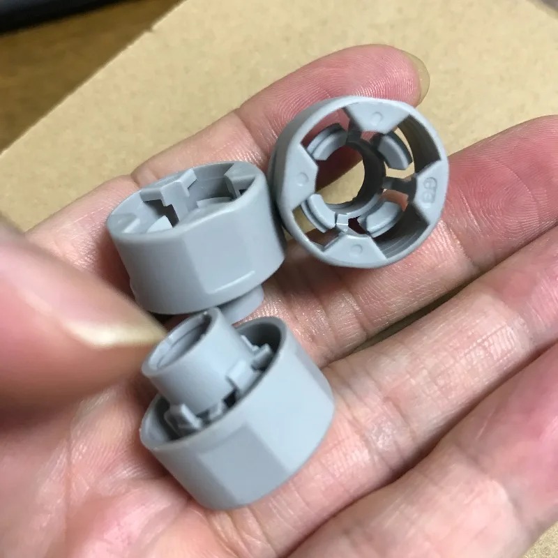 ドゥカティ燃料タンクオイルパイプクリップ燃料タンクオイルポン - Plastic Pipe Clip のレビューと価格